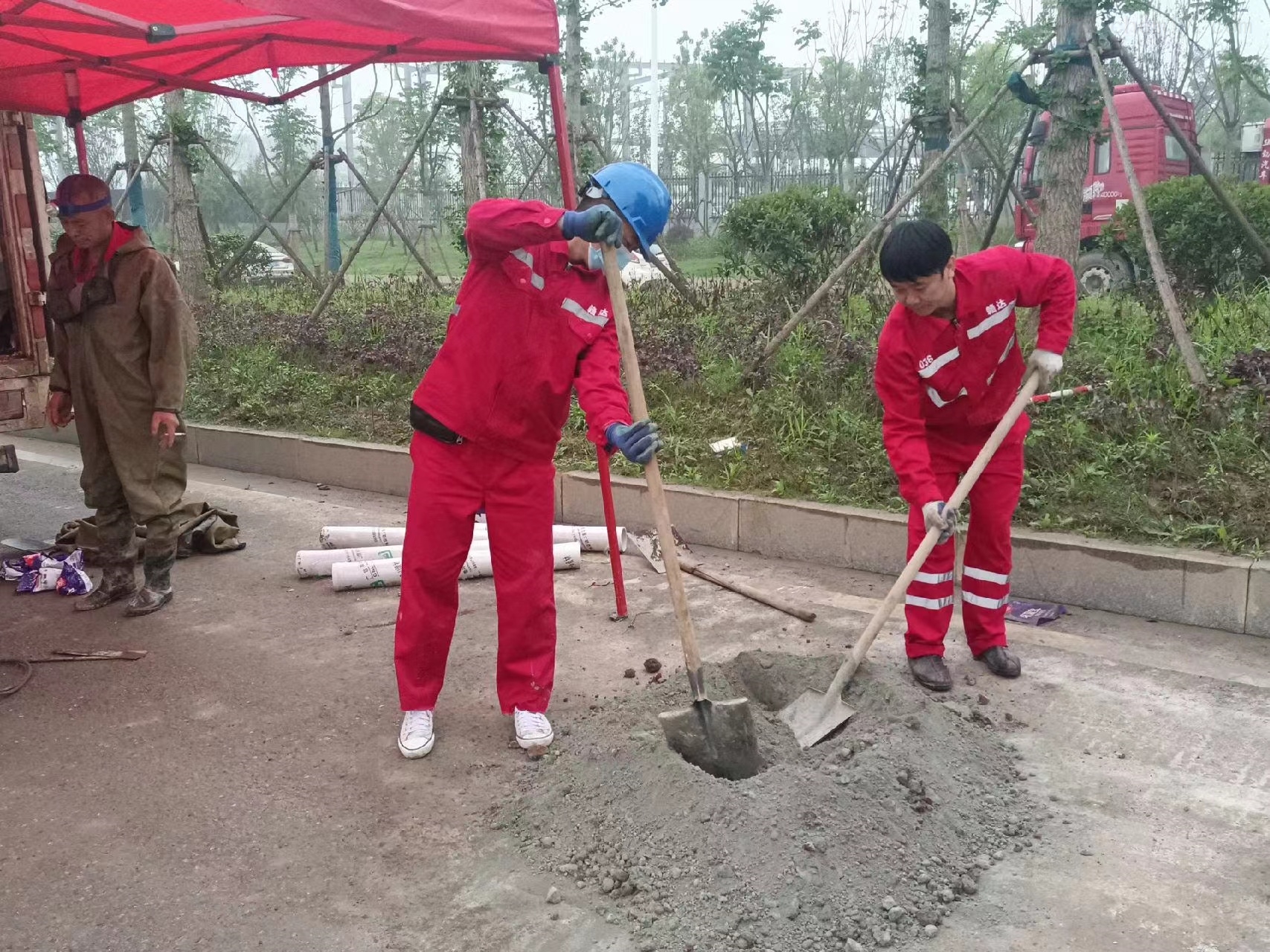 宁城管道疏通哪家好】及时进行市政管道清淤